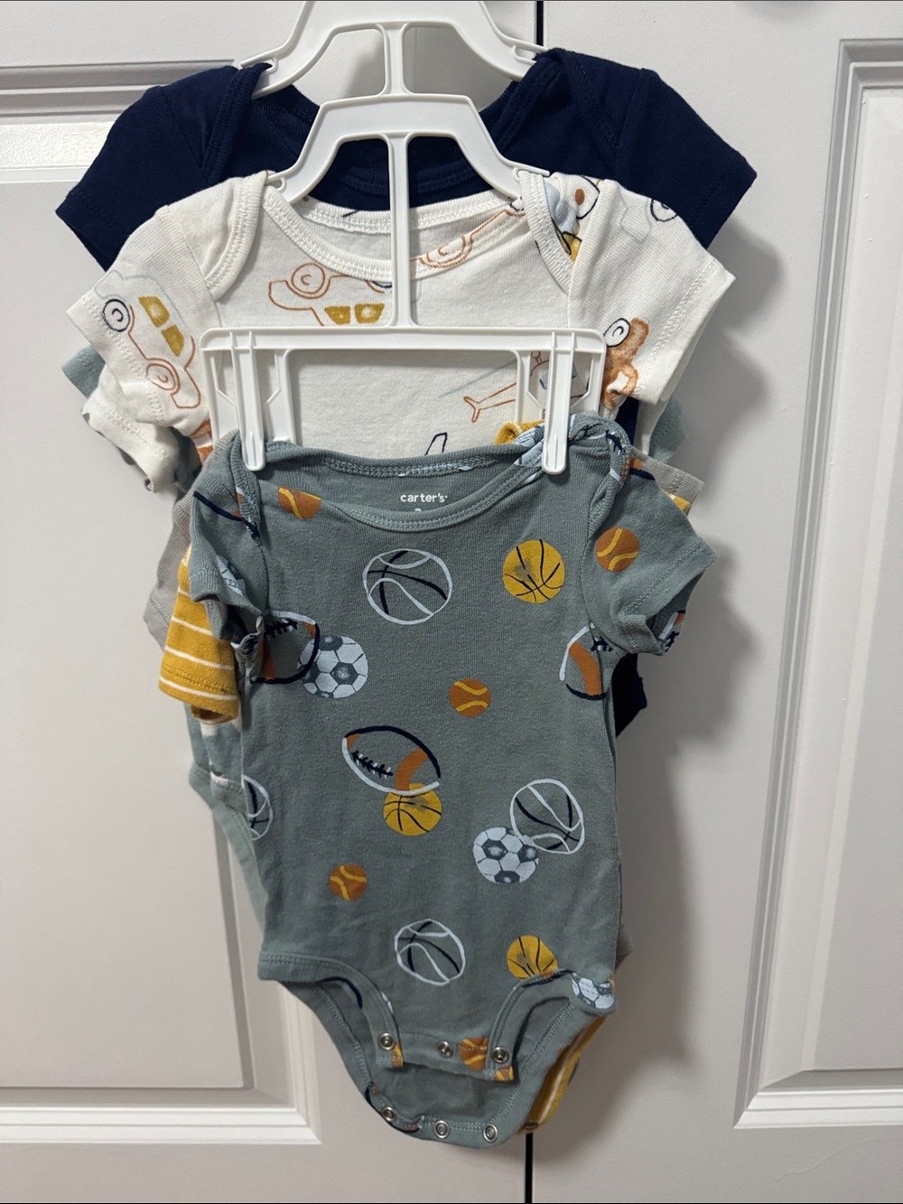 Carter’s 3-month baby boy onesies lot of 7